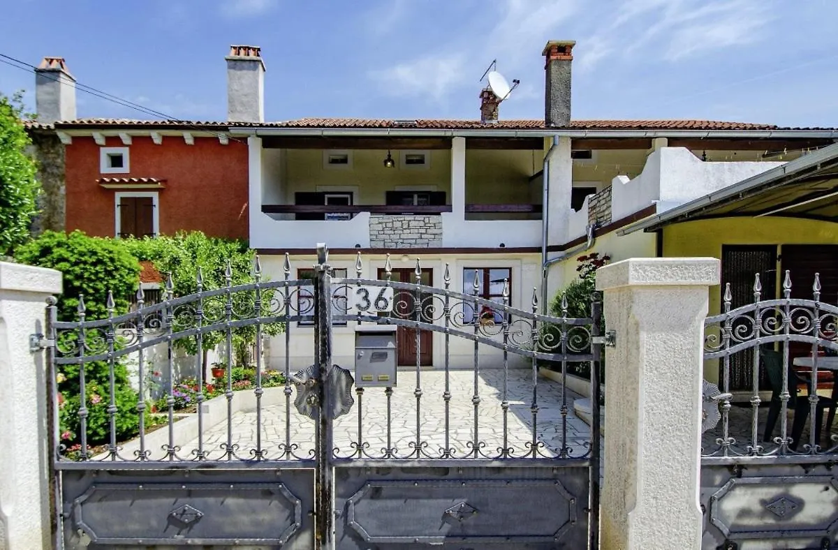 פולה Villa Rosana In Muntic - Haus Fuer 4-5 Personen 0*,